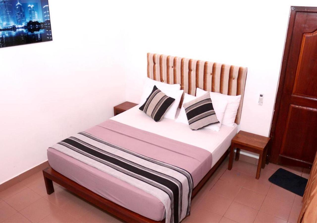 Cozy Inn เนกอมโบ ภายนอก รูปภาพ