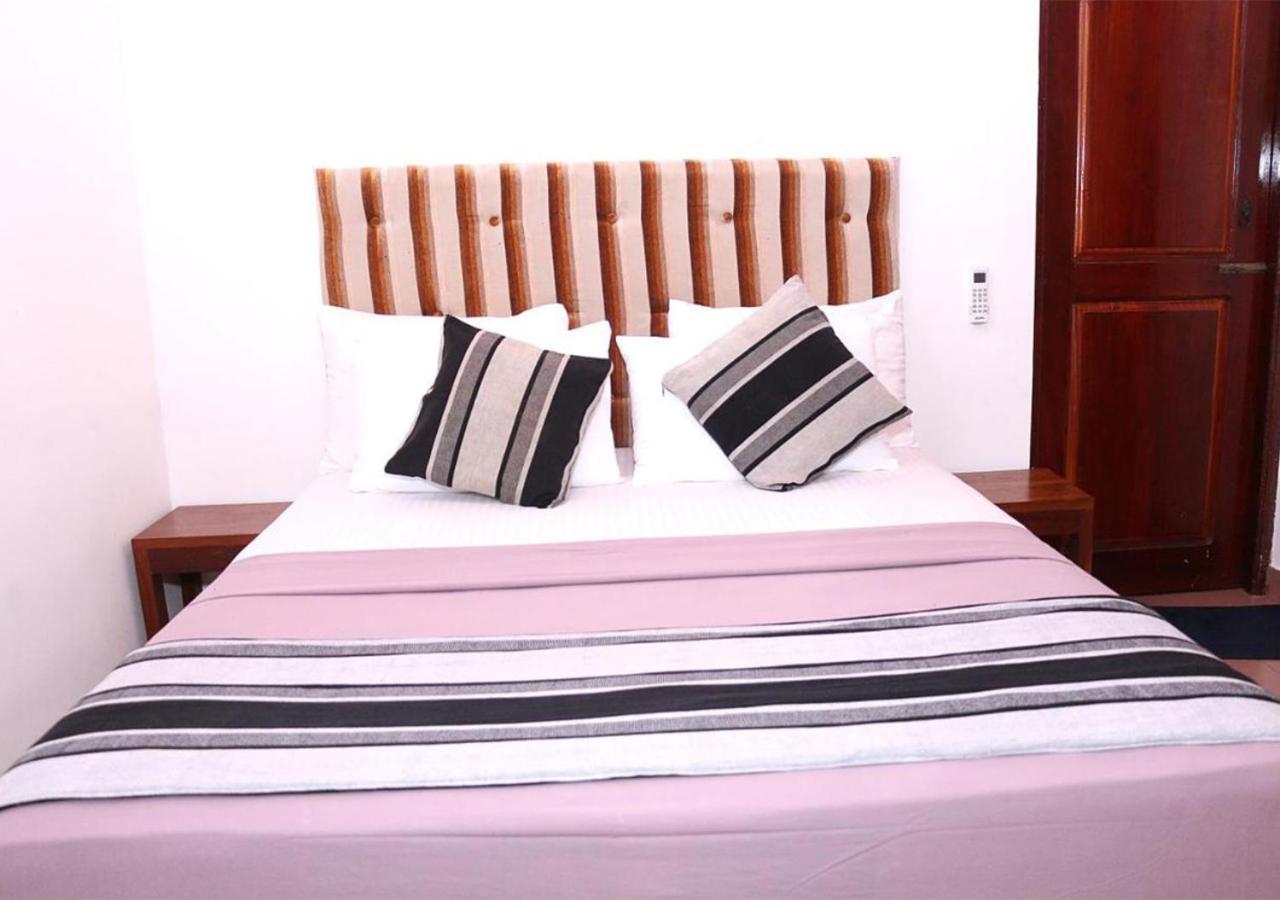 Cozy Inn เนกอมโบ ภายนอก รูปภาพ
