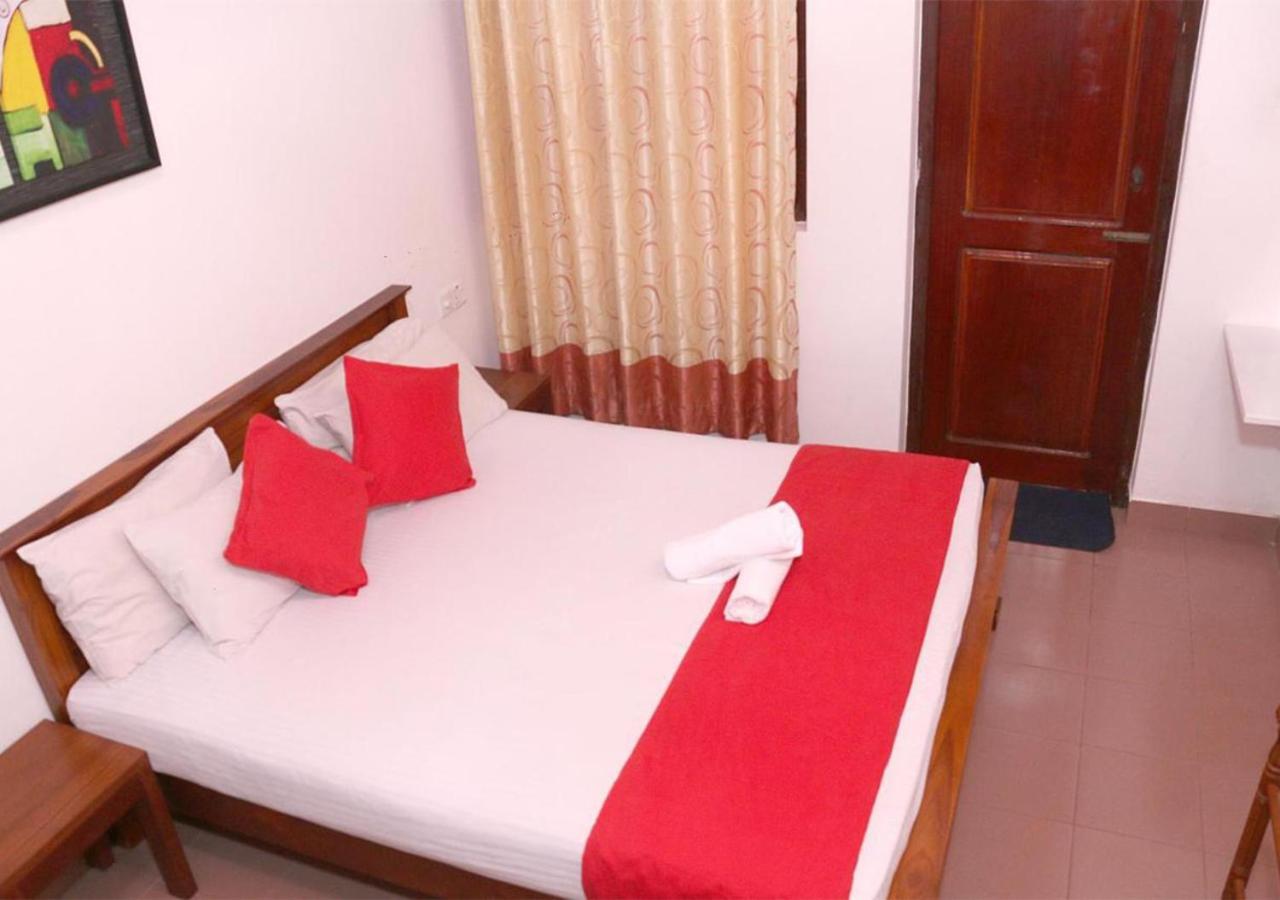 Cozy Inn เนกอมโบ ภายนอก รูปภาพ